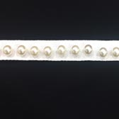 Gyöngy gombos szalag 10 mm - IVORY (Elefntcsontszn) 